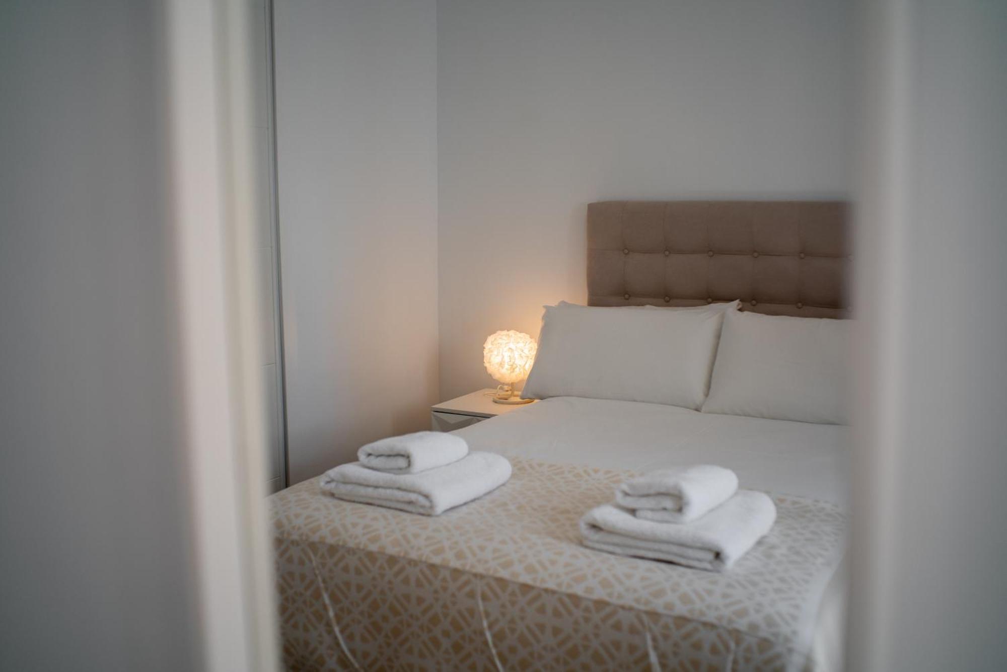 세비야 Gravina Corner House 아파트 외부 사진